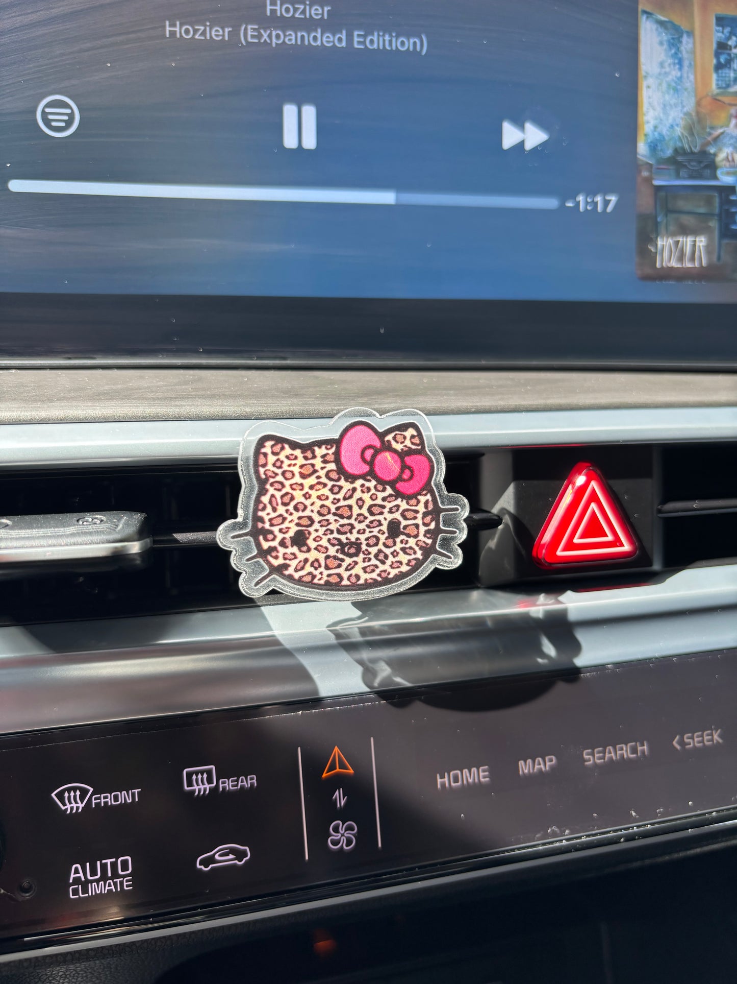 CAR VENT CLIPS